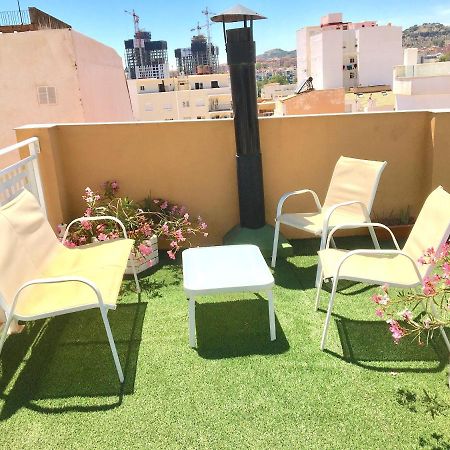 Room With Single Bed In Typical Townhouse With Rooftop Terrace Málaga Exterior foto